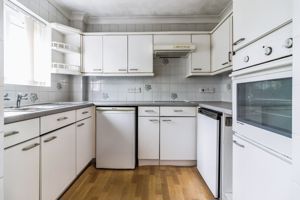 Kitchen- click for photo gallery